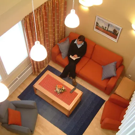 Rauhalahti فندق كوبيو